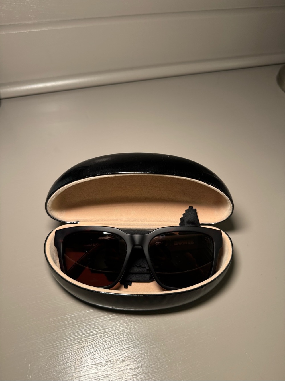spy optic sunglasses